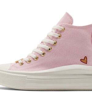 Women's Converse Chuck Taylor Platform Valentine's Day 2022  (size 8)